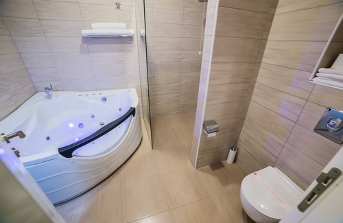 Bijeljina Hotel | Hotel River