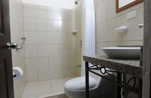 Alajuela Hotel | Hotel Robledal
