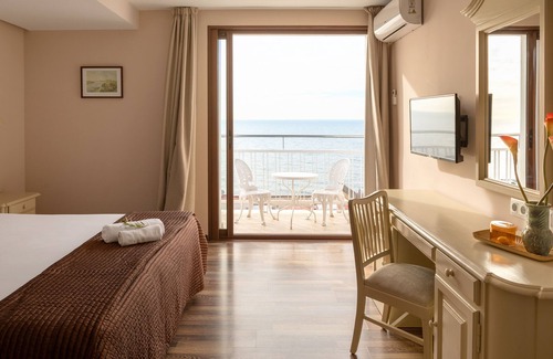 Centro de Lloret Hotel | Hotel Roger de Flor Seleqtta