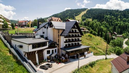 Borsa Hotel | Hotel Roman Maramures - Ski & Spa Resort