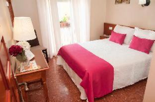 Cruz de Humilladero Hotel | Hotel Romerito