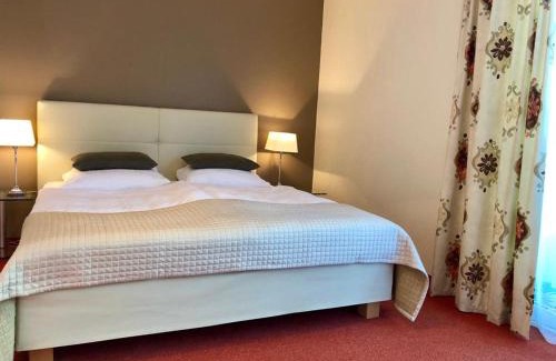 Velden am Worther See Hotel | Hotel Rosanna - Rooms only mit Self Check In by S4Y