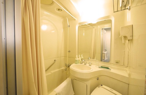 Kitakyushu Hotel | Hotel Route Inn Kitakyushu Wakamatsu Ekihigashi