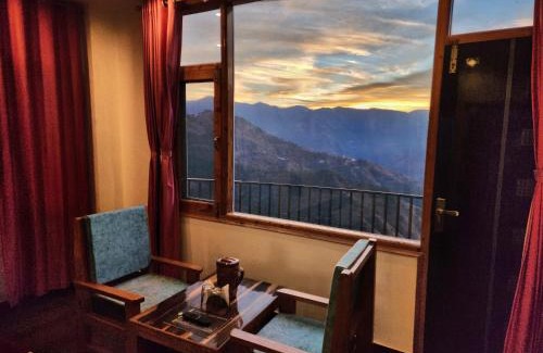 Shimla Casa | Hotel Royal Cedar Simla