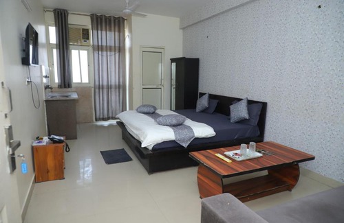 Noida Hotel | Hotel Royal Choice Noida Sector 101