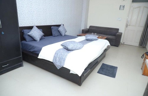 Noida Hotel | Hotel Royal Choice Noida Sector 101