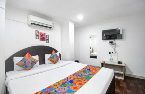 Salt Lake Hotel | Hotel Royal Oak Guest House Nabapally Sector 4 Kolkata