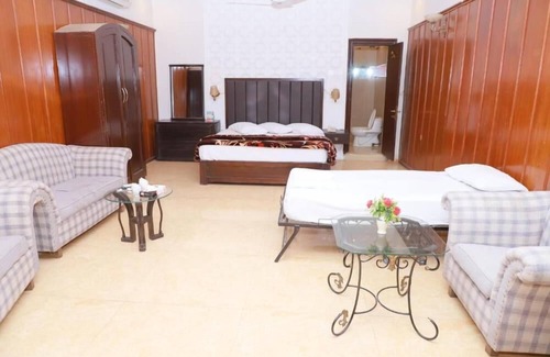 Multan Hotel | Hotel Royal One Multan