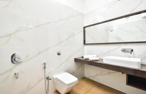 Tarn Taran Hotel | Hotel Royal Place