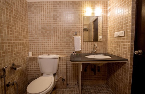 Mali Colony Hotel | Hotel Royal Pratap Niwas