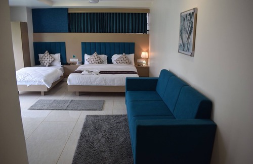 Gandhinagar Hotel | HOTEL ROYAL SQUARE