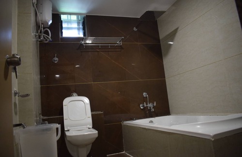 Gandhinagar Hotel | HOTEL ROYAL SQUARE