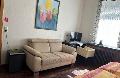 Kiel Hotel | Hotel Runge 24 7 Check In & Free Parking