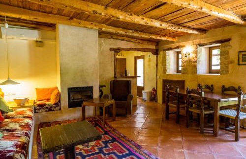 Sant Antoni de Portmany Hotel | Hotel Rural Can Pujolet
