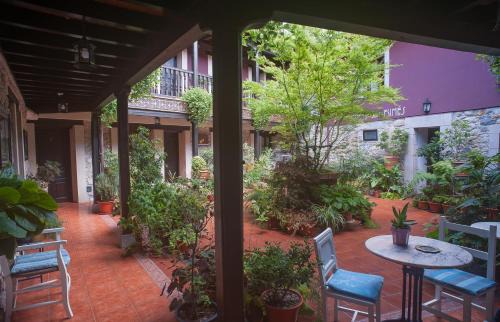 Mestas de Con Casa | Hotel Rural "Corru San Pumés"