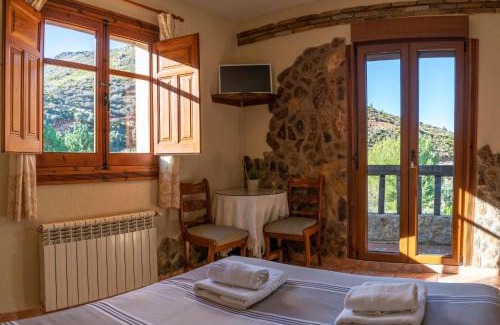 Guejar Sierra Cama Y Desayuno | Hotel Rural Fuente La Teja