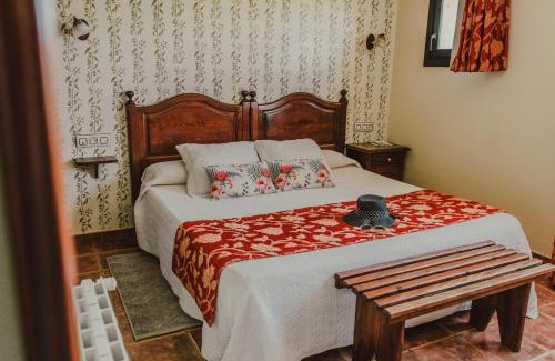Arguero Hotel | Hotel Rural La Figar