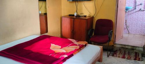 Deoghar Casa | HOTEL S-A-V-I-T-R-I PALACE Near Shree Baba Baidyanath Jyotirlinga - Free Wifi And Parking Facilities - Spacious and Fully Air Conditioned Rooms-Budget Hotel