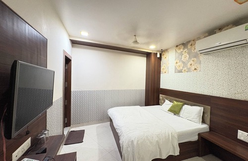 Ajmer Hotel | Hotel Sacheti Yatri Niwas Ajmer