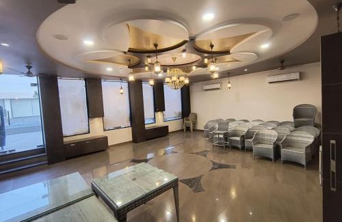 Guna Hotel | Hotel SamarSingha's