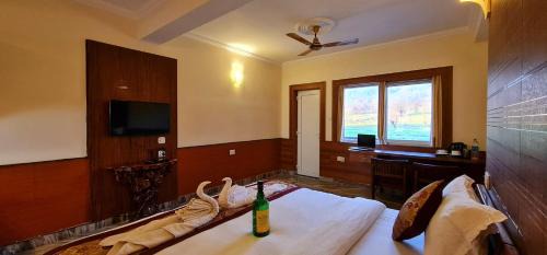 Sidhpur Casa | Hotel Samdupling Himalayan Brothers