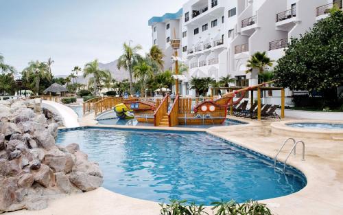 Villas California Hotel | HOTEL SAN CARLOS PLAZA