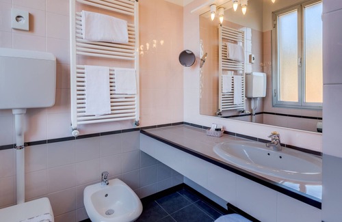 Historic Center Hotel | Hotel San Donato - Bologna Centro