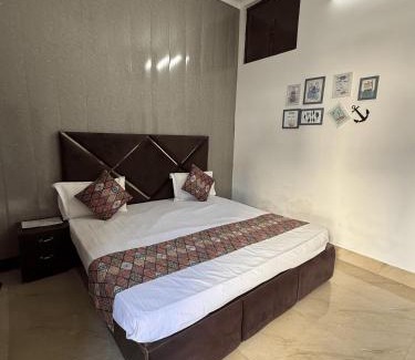 Ayodhya Casa | Hotel Sankul Villa, 100 Meter Away Saryu River & Ram Ki Paidi, Lux Stay