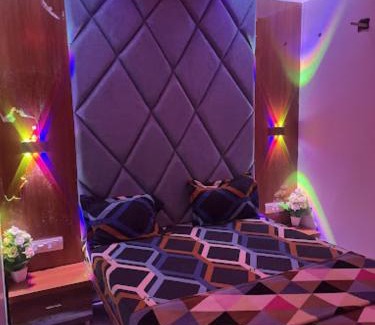 Ahmedabad Casa | Hotel Sanskar Home Stay Ahmedabad