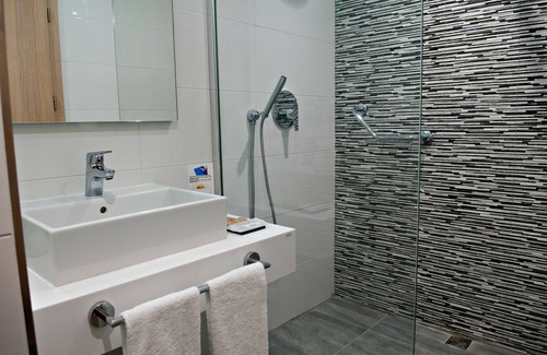Qawra Hotel | Hotel Santana