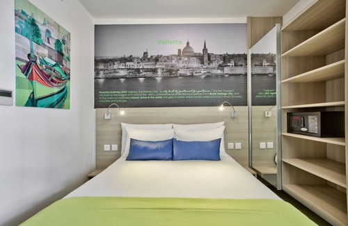 Qawra Hotel | Hotel Santana