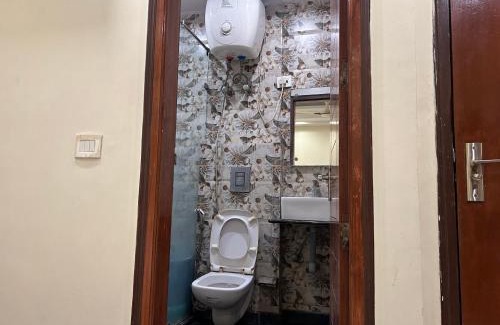 Old Delhi Casa | Hotel Sapphire Deluxe 1 Minutes Walking Distance From New Delhi Railway Station