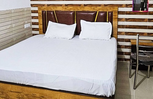 Ayodhya Hotel | Hotel Saral Guest House Ram Mandir