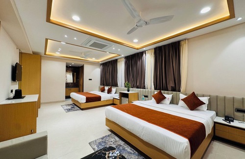 Ujjain Hotel | Hotel Satya Shree