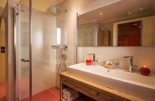 La Villa Hotel | Hotel Savoy