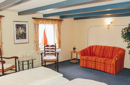 Greetsiel Hotel | Hotel Schatthaus