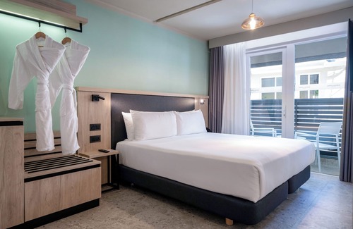 Paceville Hotel | Hotel Scirocco St. Julian's, Affiliated by Meliá