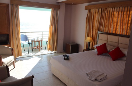 Cox's Bazar Hotel | Hotel Sea Crown