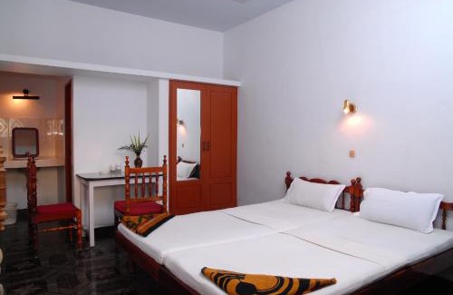 Kovalam Hotel | Hotel Sea View Palace - the beach hotel