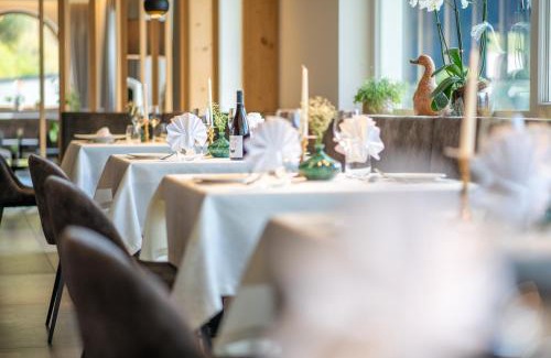 Monguelfo Hotel | Hotel Seehof