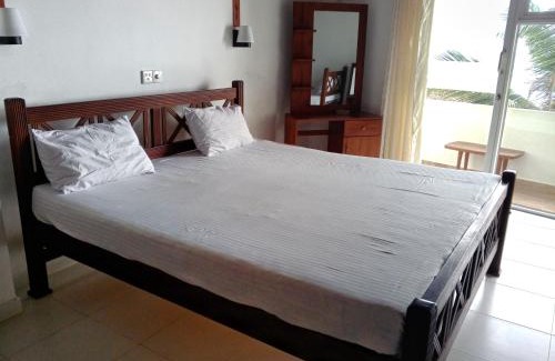 Thiranagama Hotel | Hotel Seethani