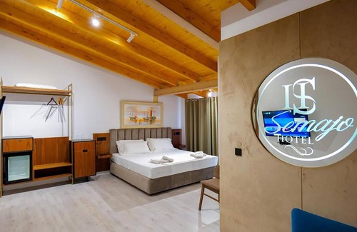 Vlore Hotel | Hotel Semajo