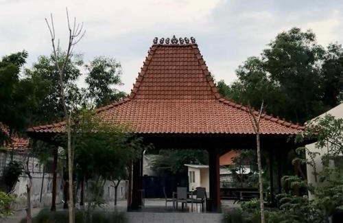 Sampang Hotel | Hotel Semilir Syariah Sampang