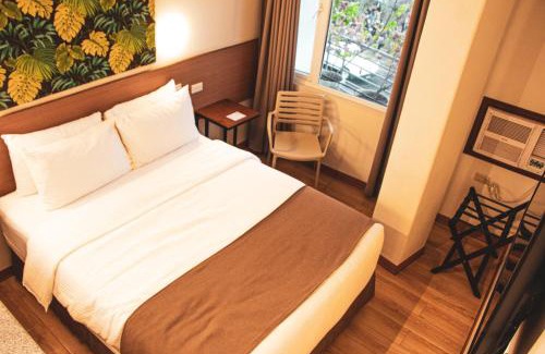 Legazpi Hotel | Hotel Sentro Legazpi