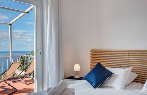 Schiazzano Hotel | Hotel & Serviced Residence Gocce di Capri Sorrento Coast