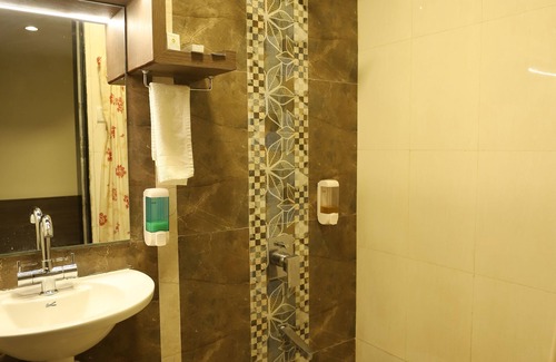 Nashik Hotel | Hotel Seven Sky