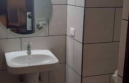 Zona 1 Hotel | Hotel Sevilla