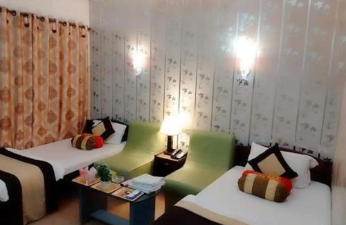 Punjab Hotel | Hotel Shelton Inn