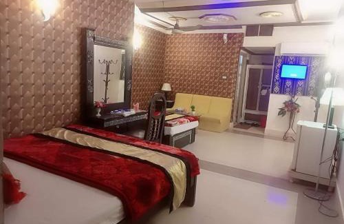 Punjab Hotel | Hotel Shelton Inn