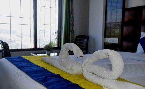 Shimla Hotel | Hotel SHIMLA REGENCY CHAKKAR